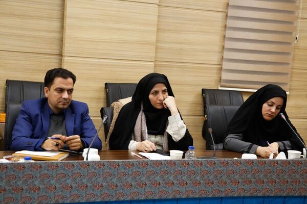اولین نشست خبری استاندار یزد 