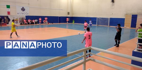  مسابقه فوتسال بین تیم‌های خبرنگاران و تیم آتش‌نشانان مشهد