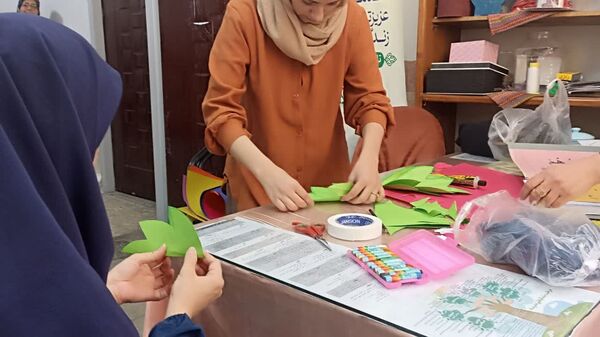 دبستان نیایش؛ مدرسه‌ای پویا در آغاز سال تحصیلی با اجرای پروژه مهر