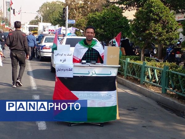 تشیع پیکر مطهر شهید عباس نیلفروشان با حضور پر شور مردم