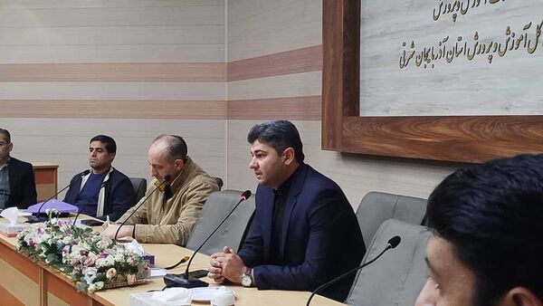 مراسم بدرقه زائران عمره مفرده ویژه دانش‌آموزان پسر استان آذربایجان شرقی