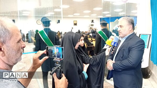 آیین جشن تولد فرزندان شهدا در مسجد مقدس جمکران