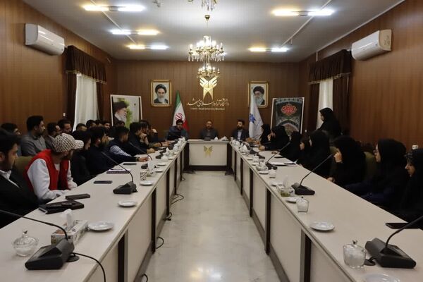 نشست صمیمی شورای عالی استان‌ها با نمایندگان مجمع دانشجویی