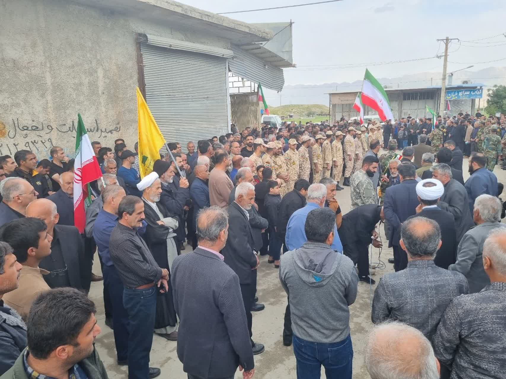 مراسم تشییع پیکر شهید اقتدار در روستای بلیان