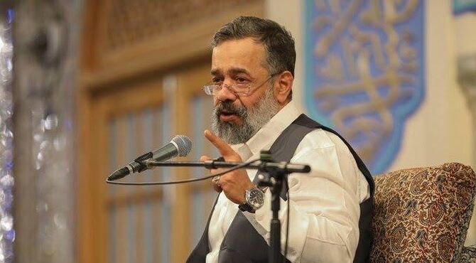 نوای نیایش با حاج محمود کریمی


