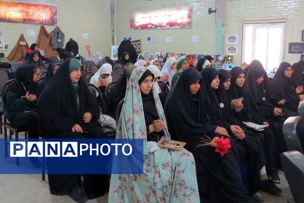 افتتاحیه هفته ماها و جشنواره فرهنگی هنری امید فردا