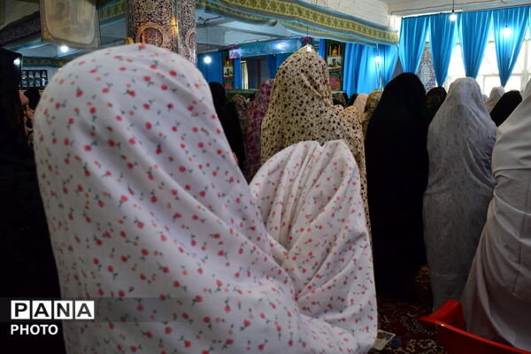 نماز جمعه؛ میعادگاه همیشگی مردم مؤمن و انقلابی فارسان