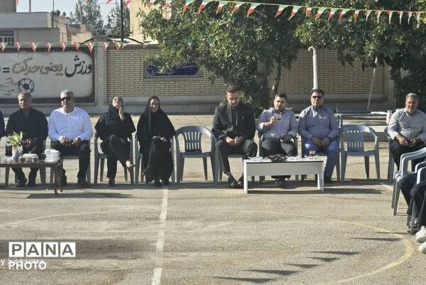 آغاز سال تحصیلی با یاد شهدا در دبیرستان حجاب زرقان