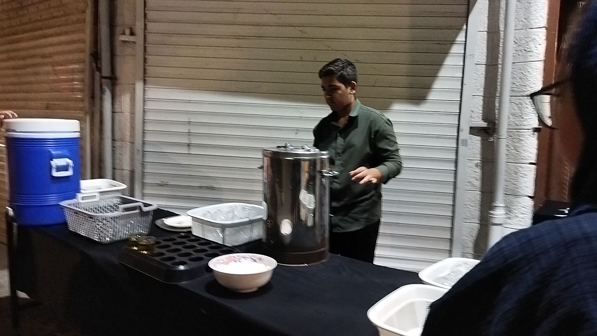 چایخانه حوزه علمیه گلشن در شب صد و پنجاه سوم 