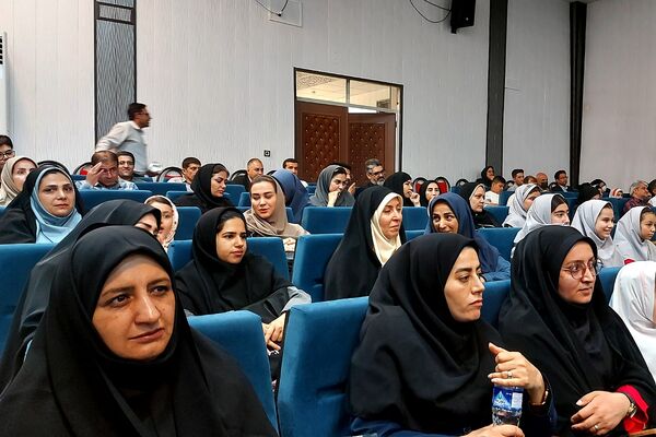 برگزاری اختتامیه طرح‌ها و برنامه‌های معاونت آموزش ابتدایی کهریزک 