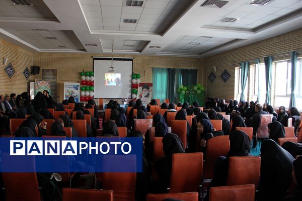 افتتاحیه مسابقات فرهنگی‌هنری «امید فردا» در مدرسه شاهد منتصرین ورامین