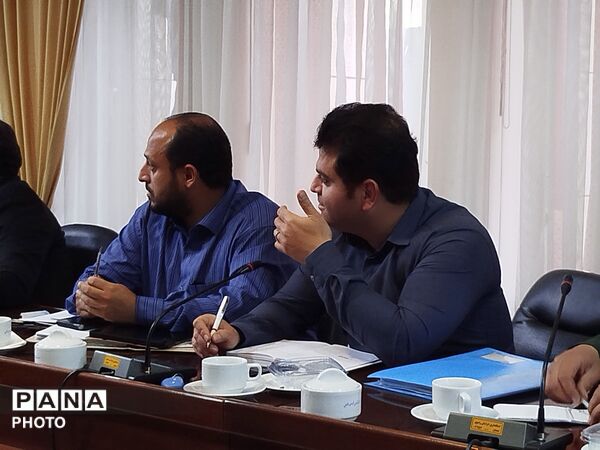 جلسه تخصصی حفاظت از منابع آب شهرستان کاشمر در فرمانداری