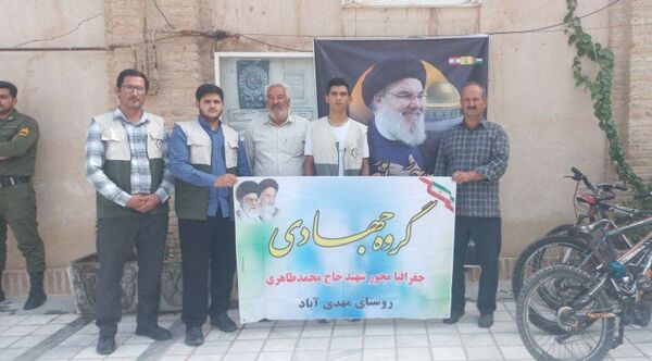میز خدمت مسئولان شهرستان خلیل آباد در مصلی نماز
