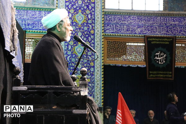 بزرگداشت رهبر شهید ایران در مسجد حظیره استان یزد