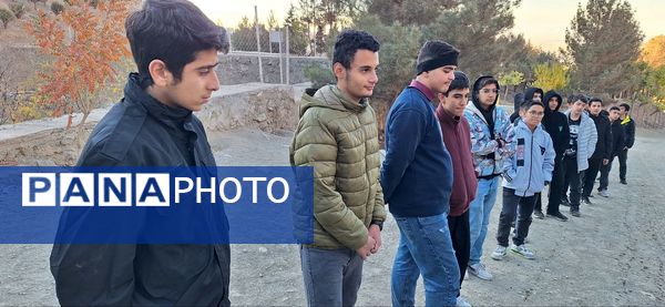 کوهپیمایی گروه پیشتازان مدرسه شهید فهمیده ناحیه یک کرج 