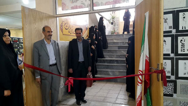 نمایشگاه هفته معرفی مشاغل در هنرستان شاهد نجمیه قم 