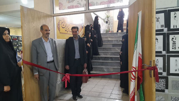 نمایشگاه هفته معرفی مشاغل در هنرستان شاهد نجمیه قم 