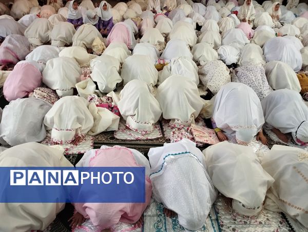 جشن عبادت و بندگی دانش‌آموزان دبستان پیامبر اعظم(ص) شهرستان ملارد 