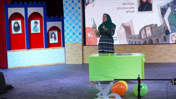 رقابت قصه گویان خراسانی در بیست و هفتمین جشنواره بین المللی قصه گویی 