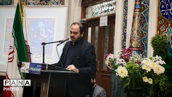 اجتماع فرهنگیان به مناسبت چهلمین شب از شهادت رهبر در نیشابور