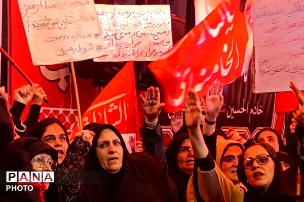 طنین دوباره فریادها؛ گام‌های استوار مردم در شبی ماندگار