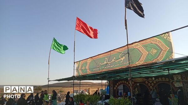 در جست‌وجویِ خویش؛ گام‌هایی میانِ خاک و آسمان، رو به سویِ آستانه‌یِ تو