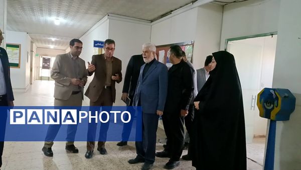 عدالت سلامت در عمل؛ هیات پزشکی مجلس میزدار چالش‌های درمانی دهگلان شد