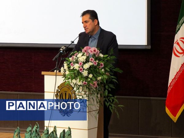 آیین تجلیل از معلمان نمونه استانی در بجنورد