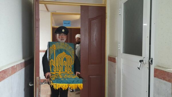 کاروان زیر سایه خورشید، به دیار نور رسید