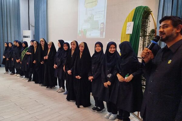 افتتاحیه طرح مصباح الهدی و جشن میلاد حضرت زینب(س) دبیرستان ریحانه النبی باقرشهر 