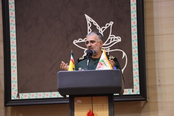 آیین اختتامیه سومین جشنواره کارمند نمونه در تراز مکتب حاج قاسم