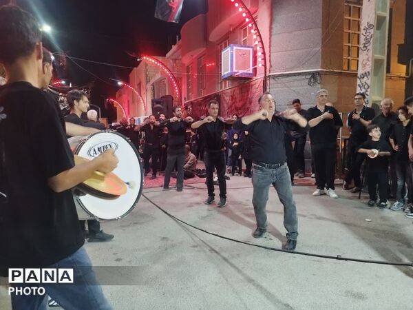 سه شب عزاداری به عشق امام حسین (ع) در اردکان