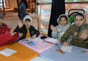 تجمع مردم انقلابی بیجار در چهلم رهبر شهید و شهدای دانش‌آموز  میناب