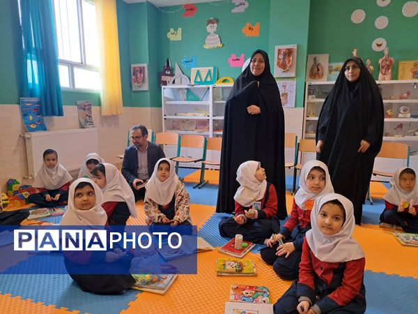 اجرای طرح شورای‌ معلمین  هم پایه مقطع ابتدایی در دبستان مالک اشتر شهرستان ملارد