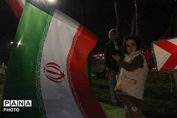تجمع باشکوه دختران دانش‌آموز یزد