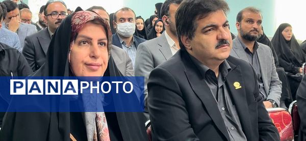 افتتاح پنل خورشیدی ۴۰ کیلوواتی در اداره آموزش و پرورش ناحیه ۷ مشهد