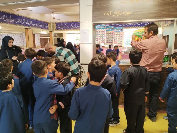 نمایشگاه کتاب کانون مهدیه همدان