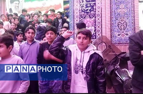 نسل z فریاد الله اکبر را در نیشابور سر دادند