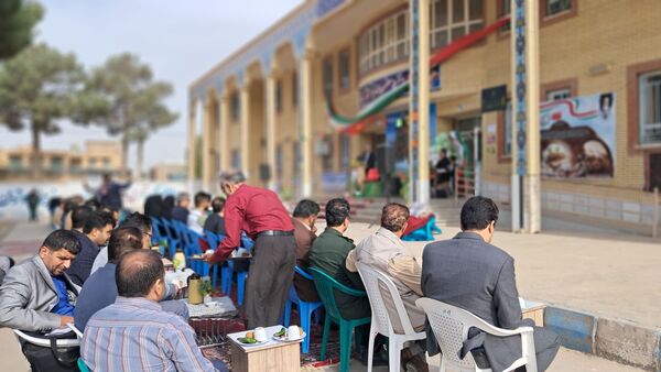 آغاز رسمی آیین بازگشایی مدارس شهرستان کاشمر در دبیرستان حضرت زینب(س)