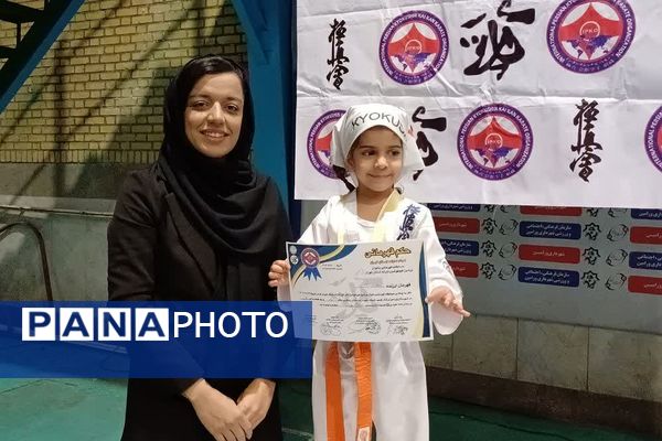 برگزاری مسابقات بانوان پرشین کیوکوشین قهرمانی استان تهران به میزبانی شهرستان ورامین 