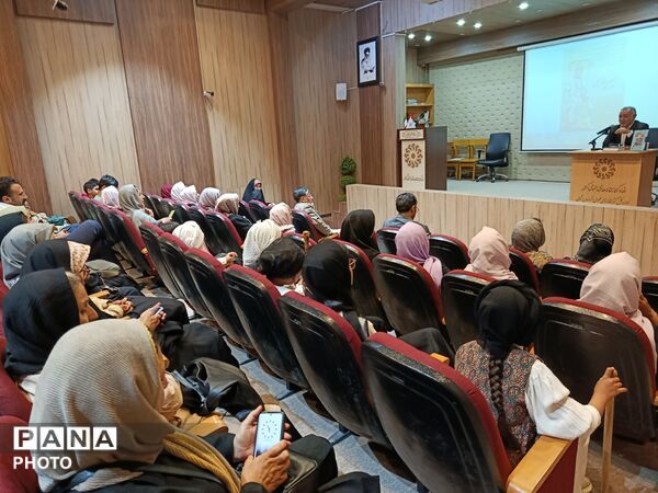 مراسم بزرگداشت حکیم ابوالقاسم فردوسی در کتابخانه دهخدا