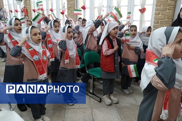 مراسم «لاله‌های روشن» در دبستان دکتر کیهانی 