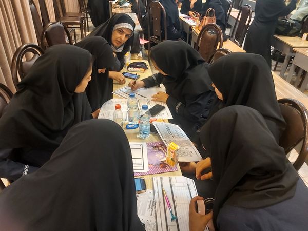 مسابقه بزرگ لیگ دانش آموزی جت مدارس منطقه ۵ تهران