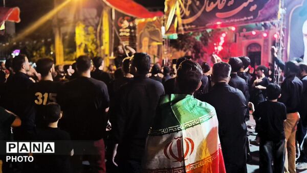 ندای لبیک از صحن دل‌ها تا میدان نبرد