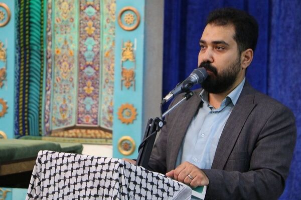 برگزاری محفل انس با قرآن ویژه دانش‌آموزان شهرستان‌های تهران در شهر ری