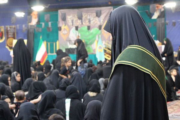 شیرخوارگان عهد سربازی امام‌زمان را در مصلی نسیم‌شهر بستند