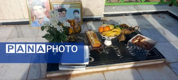 دومین شب چراغ برات در امامزاده و گلزار شهدای روستای مهدی آباد خلیل آباد 