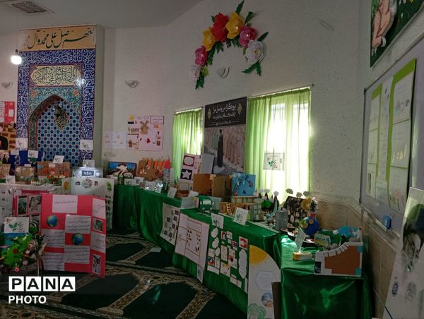 جشنواره جابر بن حیان در دبستان نرجس 