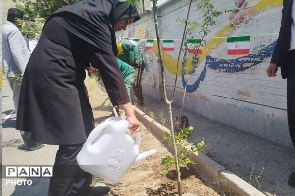تجلی مشارکت در ترویج فرهنگ سلامت و محیط زیست  در دبیرستان پسرانه ملاصدرا