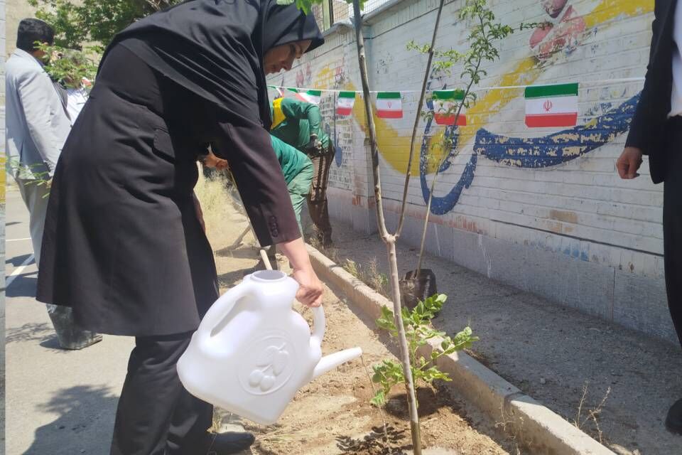 تجلی مشارکت در ترویج فرهنگ سلامت و محیط زیست  در دبیرستان پسرانه ملاصدرا